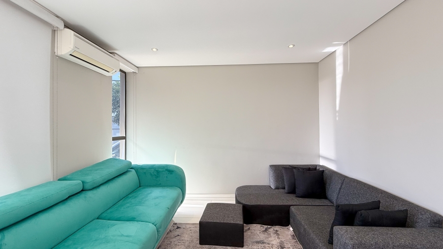 6 Bedroom Property for Sale in Izinga KwaZulu-Natal