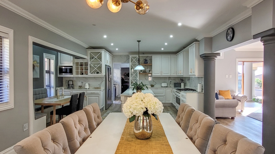 4 Bedroom Property for Sale in Izinga KwaZulu-Natal