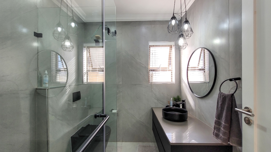 4 Bedroom Property for Sale in Izinga KwaZulu-Natal