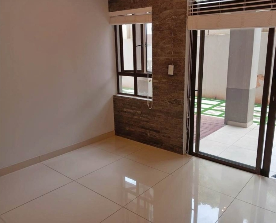 To Let 4 Bedroom Property for Rent in Izinga KwaZulu-Natal