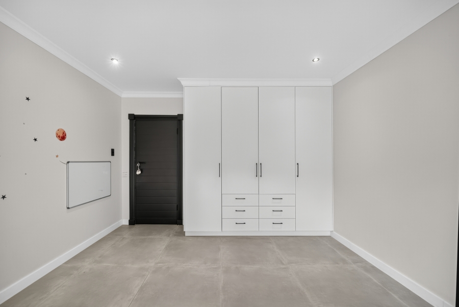 4 Bedroom Property for Sale in Ballito Central KwaZulu-Natal