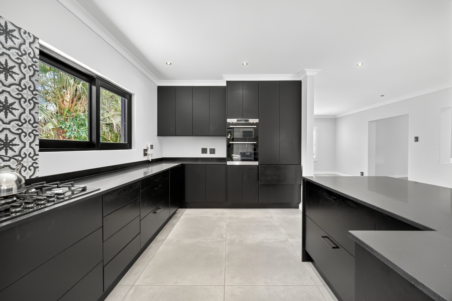 4 Bedroom Property for Sale in Ballito Central KwaZulu-Natal