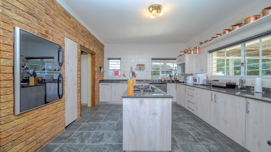 4 Bedroom Property for Sale in Ballito Central KwaZulu-Natal