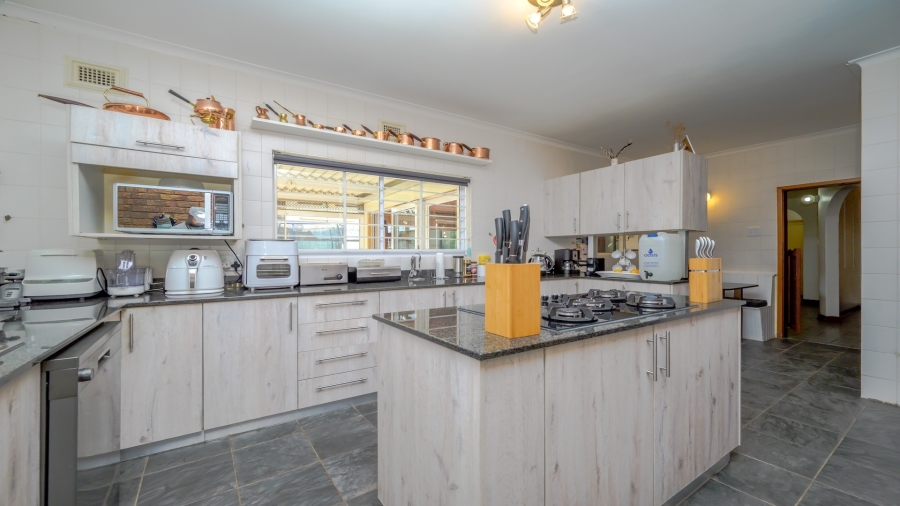 4 Bedroom Property for Sale in Ballito Central KwaZulu-Natal