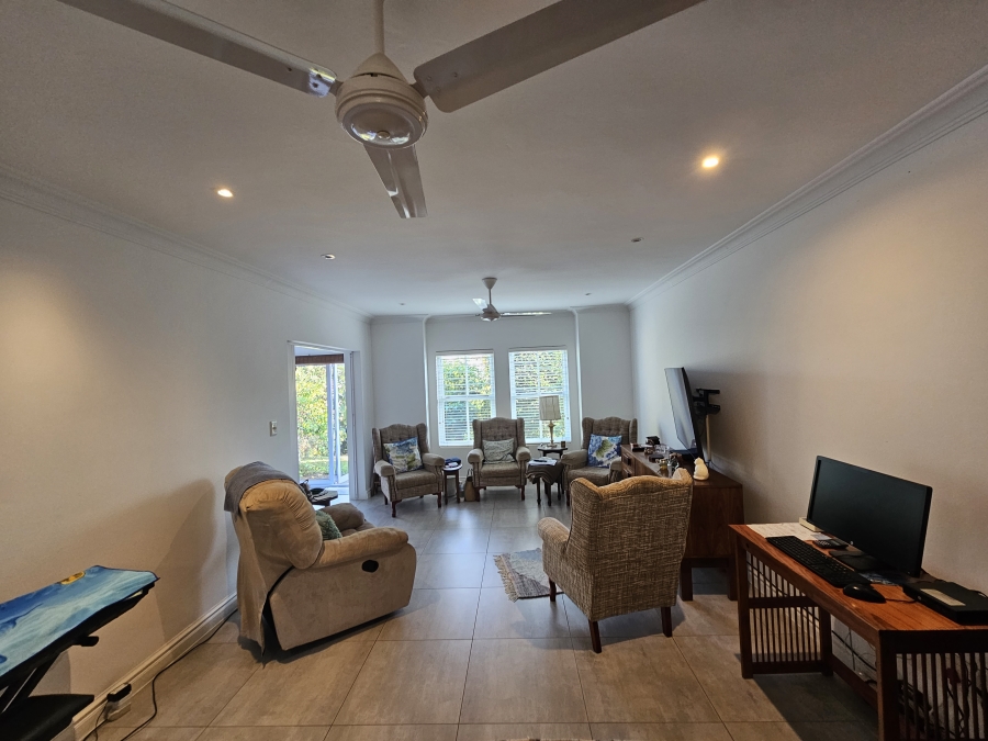 1 Bedroom Property for Sale in Ballito Central KwaZulu-Natal