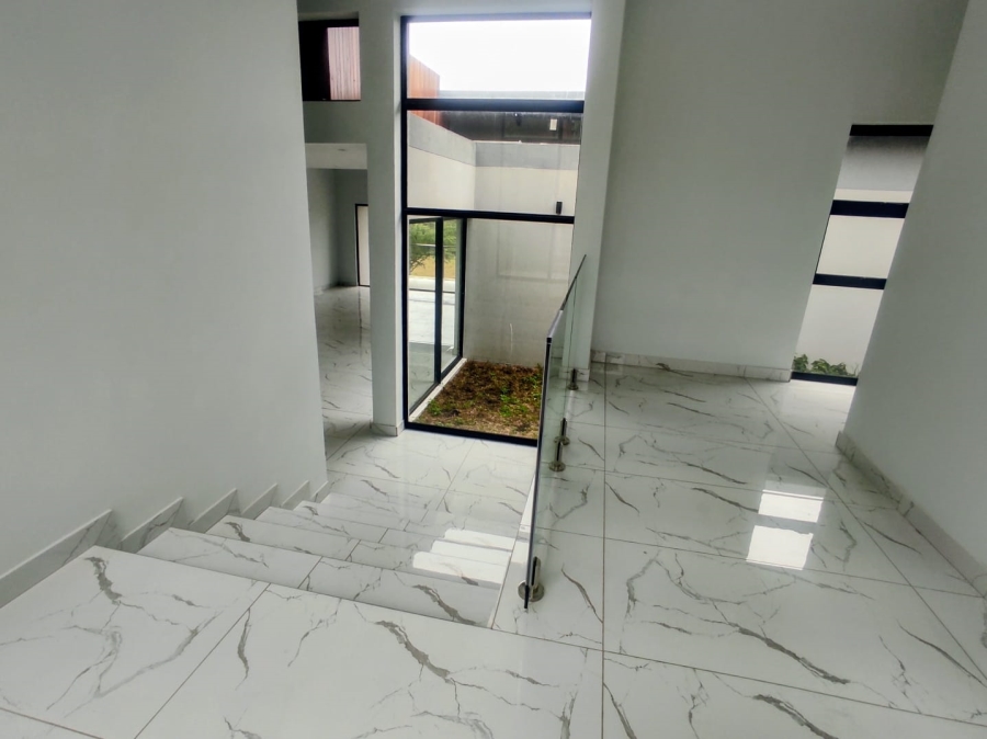 To Let 4 Bedroom Property for Rent in Palm Lakes Estate KwaZulu-Natal