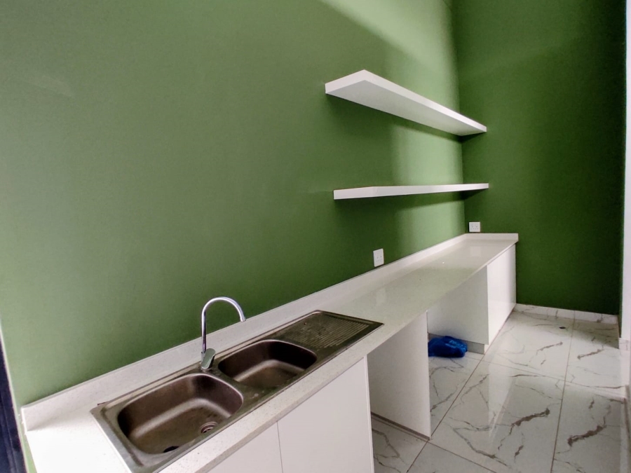 To Let 4 Bedroom Property for Rent in Palm Lakes Estate KwaZulu-Natal