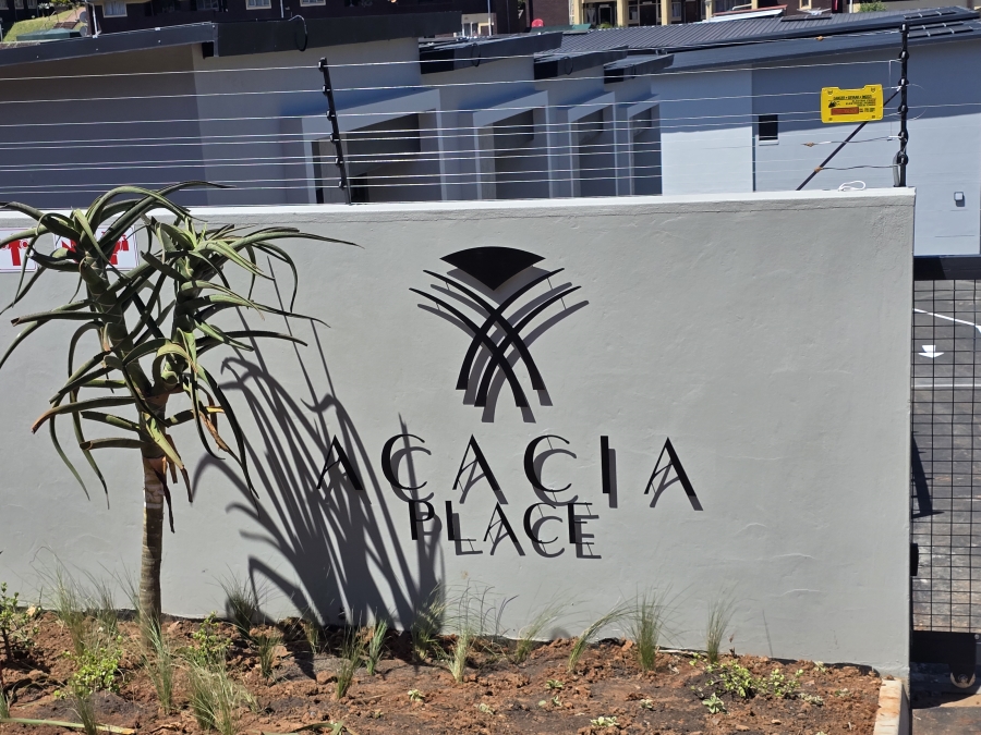 1 Bedroom Property for Sale in Westbrook KwaZulu-Natal