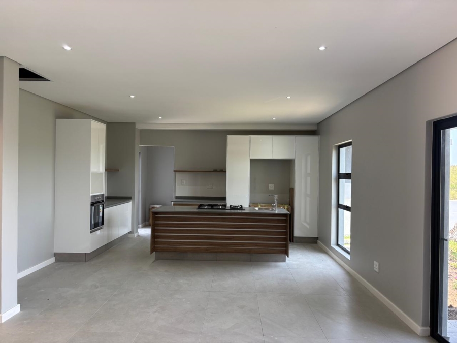 3 Bedroom Property for Sale in Palm Lakes Estate KwaZulu-Natal