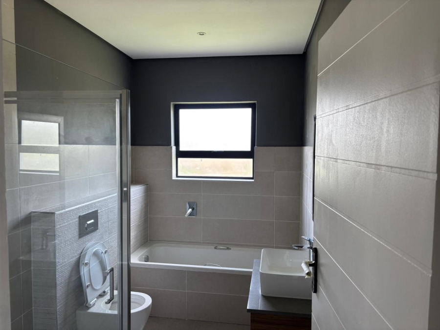 3 Bedroom Property for Sale in Palm Lakes Estate KwaZulu-Natal