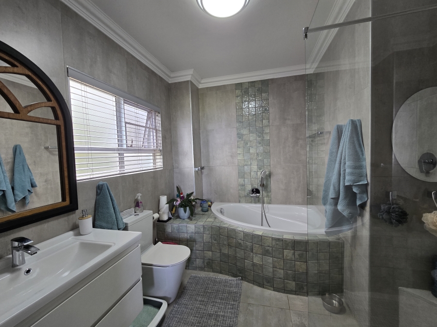 3 Bedroom Property for Sale in Ballito Central KwaZulu-Natal