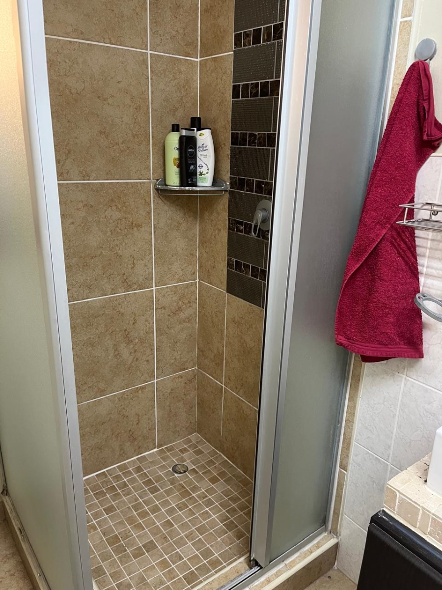 To Let 1 Bedroom Property for Rent in Glen Ashley KwaZulu-Natal