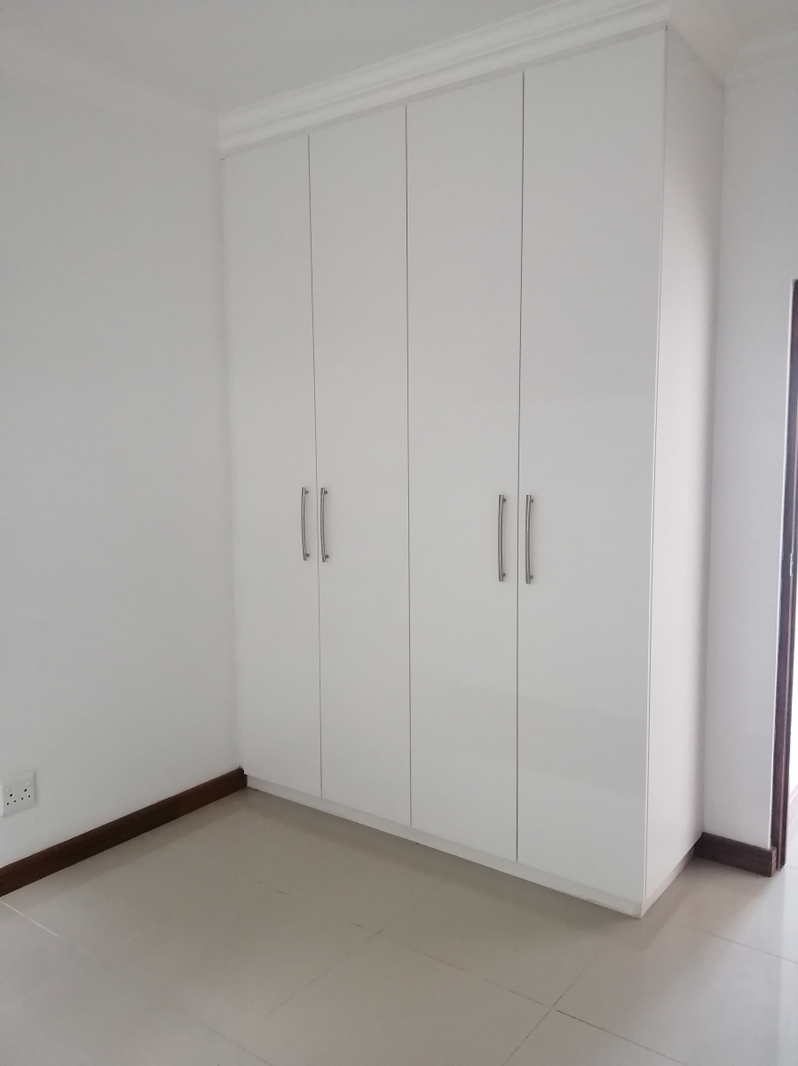 2 Bedroom Property for Sale in Umhlanga KwaZulu-Natal