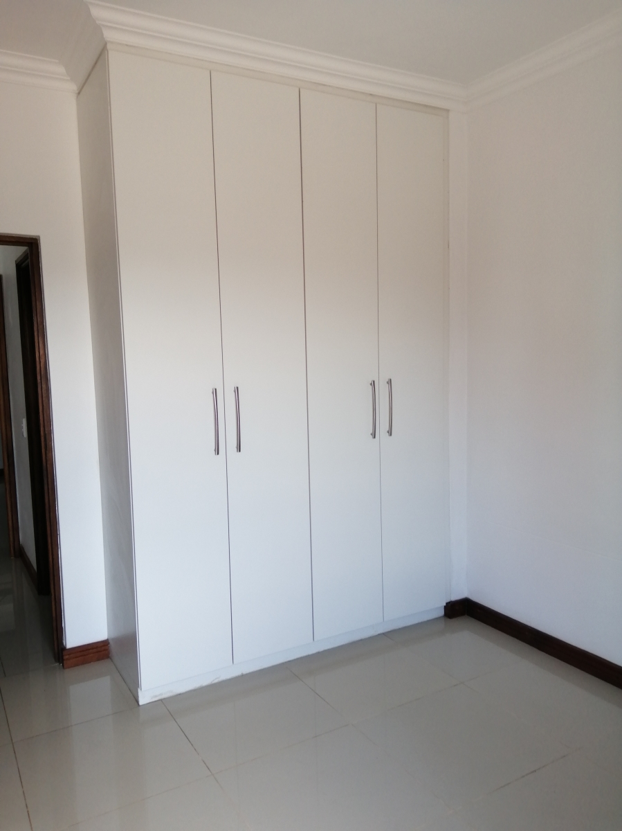 2 Bedroom Property for Sale in Umhlanga KwaZulu-Natal