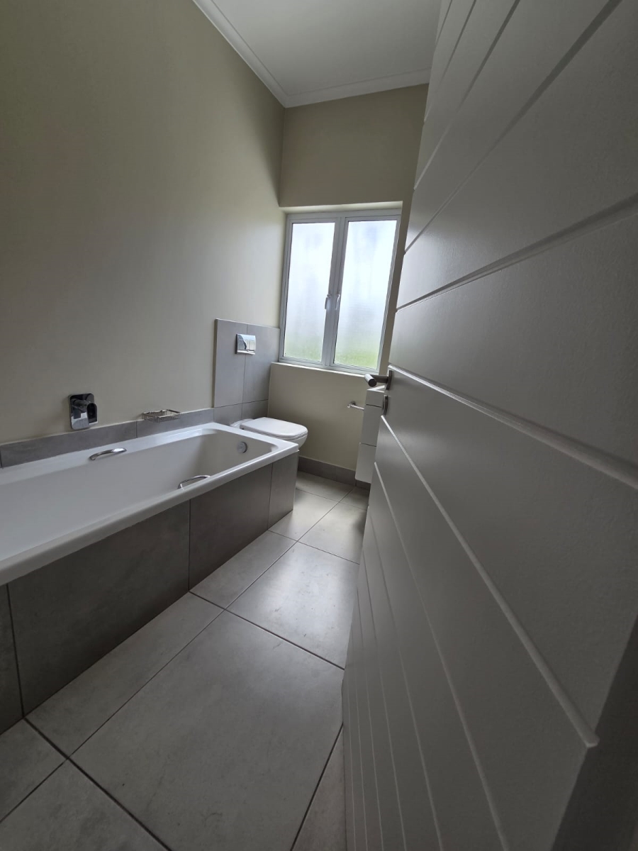 To Let 3 Bedroom Property for Rent in Manor Estates KwaZulu-Natal