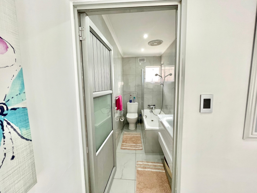 3 Bedroom Property for Sale in La Mercy KwaZulu-Natal