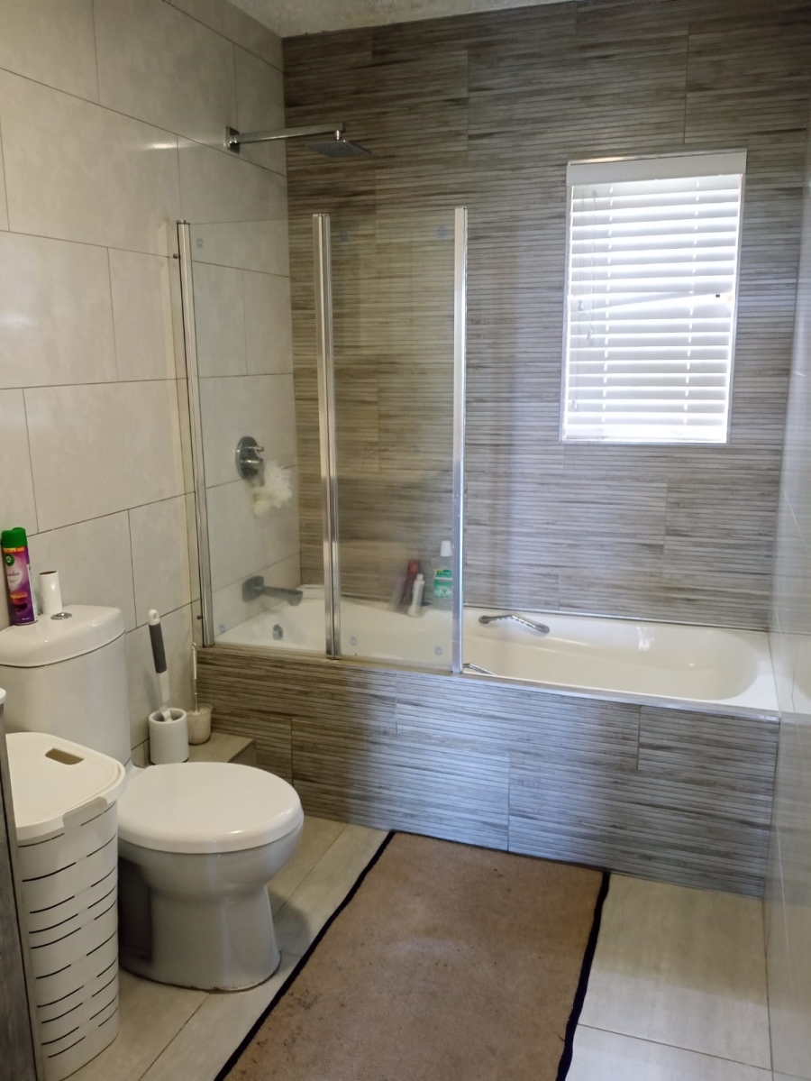 To Let 3 Bedroom Property for Rent in Ballito Central KwaZulu-Natal