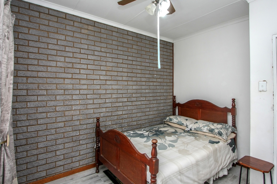 7 Bedroom Property for Sale in Amanzimtoti KwaZulu-Natal