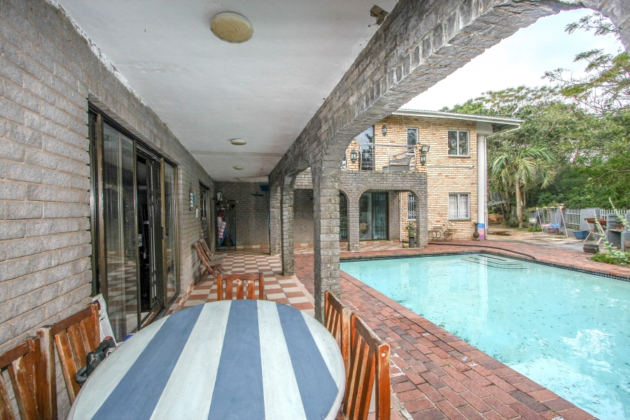 7 Bedroom Property for Sale in Amanzimtoti KwaZulu-Natal