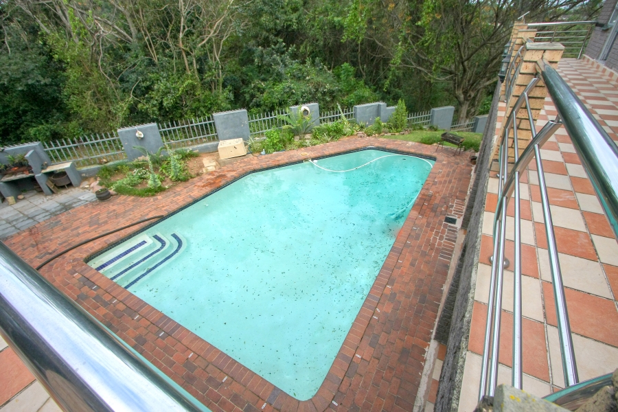 7 Bedroom Property for Sale in Amanzimtoti KwaZulu-Natal