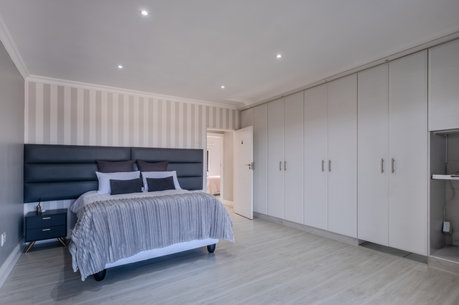 10 Bedroom Property for Sale in Athlone KwaZulu-Natal