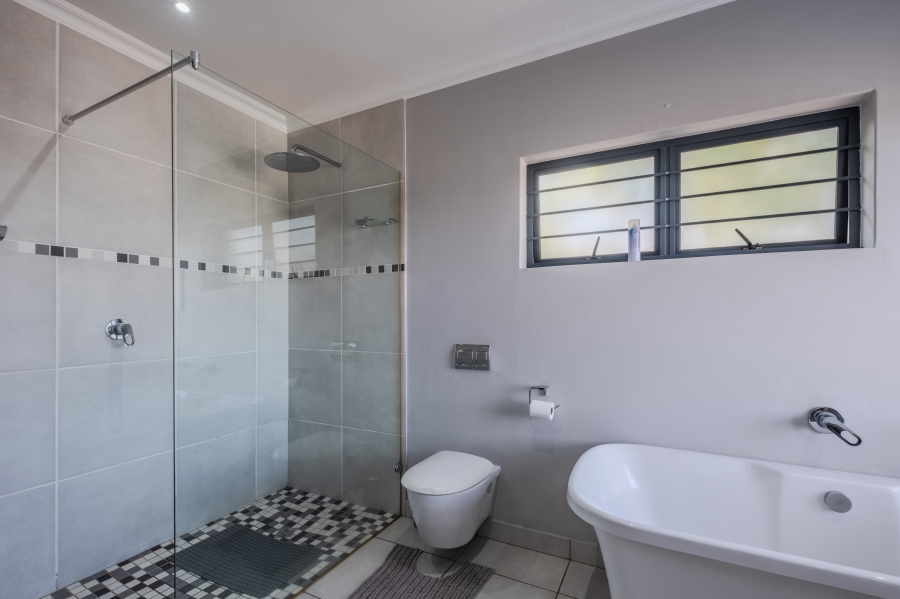 10 Bedroom Property for Sale in Athlone KwaZulu-Natal