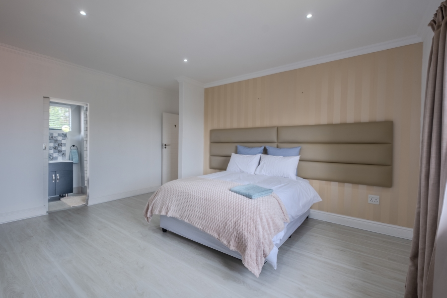 10 Bedroom Property for Sale in Athlone KwaZulu-Natal