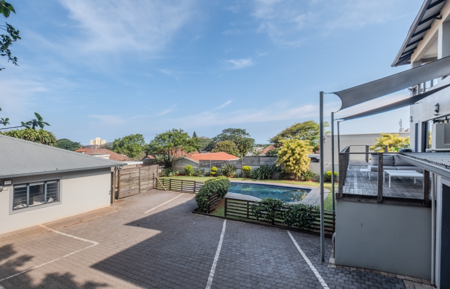 10 Bedroom Property for Sale in Athlone KwaZulu-Natal