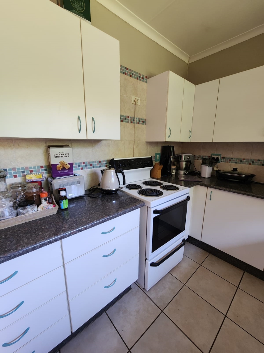 To Let 3 Bedroom Property for Rent in Waterfall KwaZulu-Natal