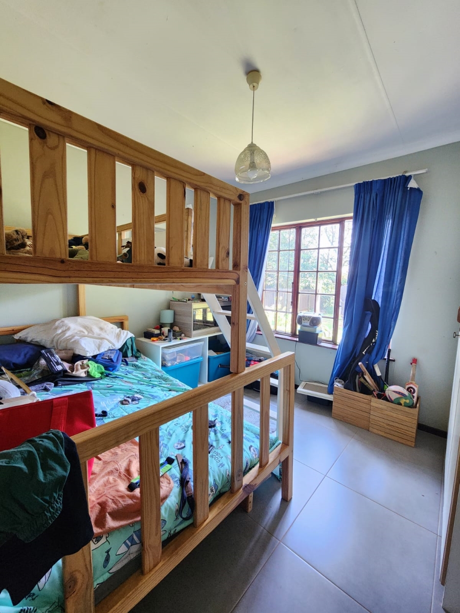 To Let 3 Bedroom Property for Rent in Waterfall KwaZulu-Natal