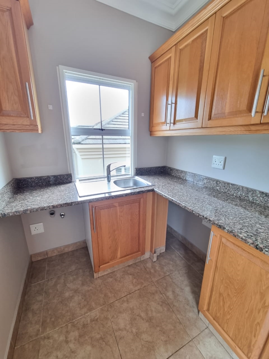 To Let 1 Bedroom Property for Rent in Langford Country Estate KwaZulu-Natal