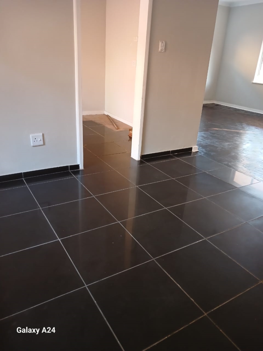 6 Bedroom Property for Sale in Yellowwood Park KwaZulu-Natal