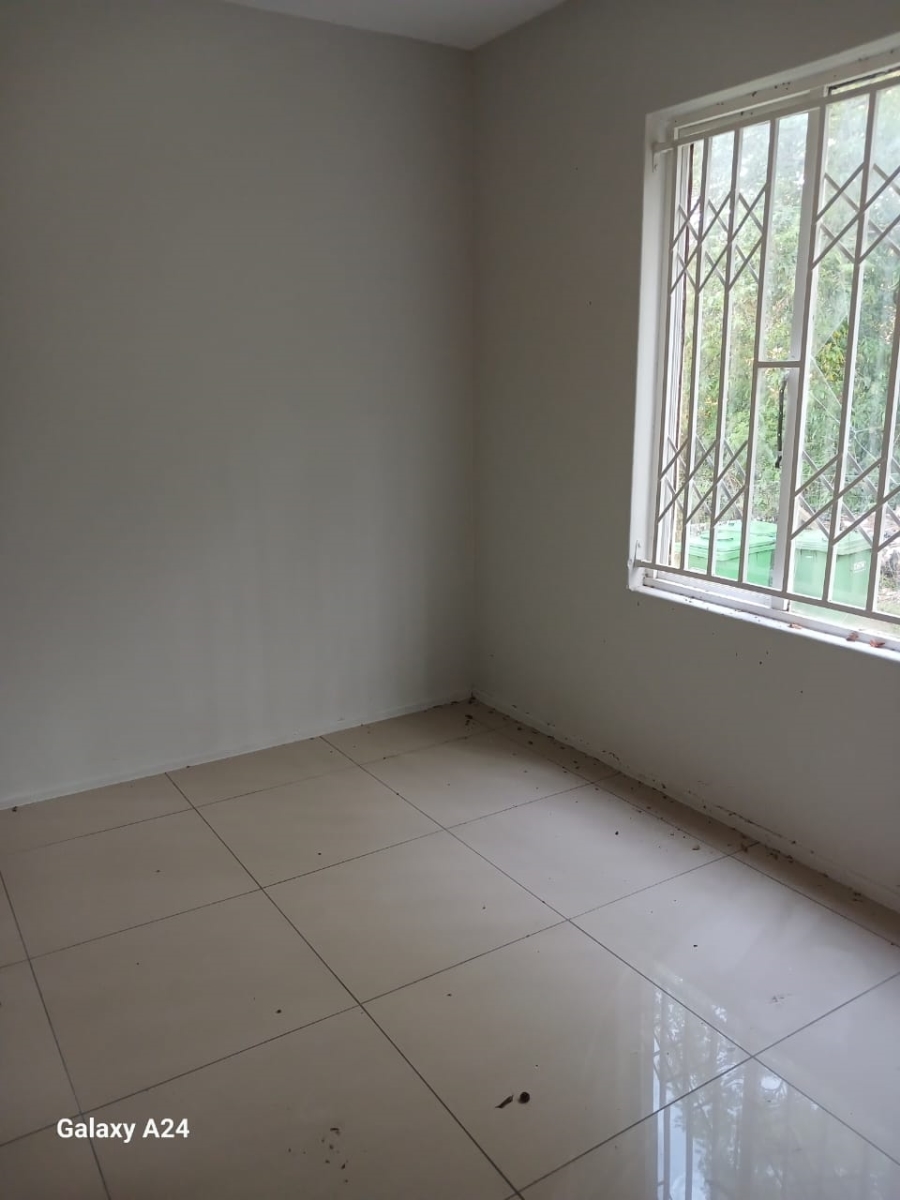 1 Bedroom Property for Sale in Woodhaven KwaZulu-Natal