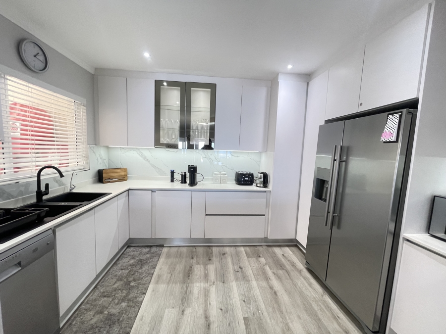 4 Bedroom Property for Sale in Simbithi Eco Estate KwaZulu-Natal