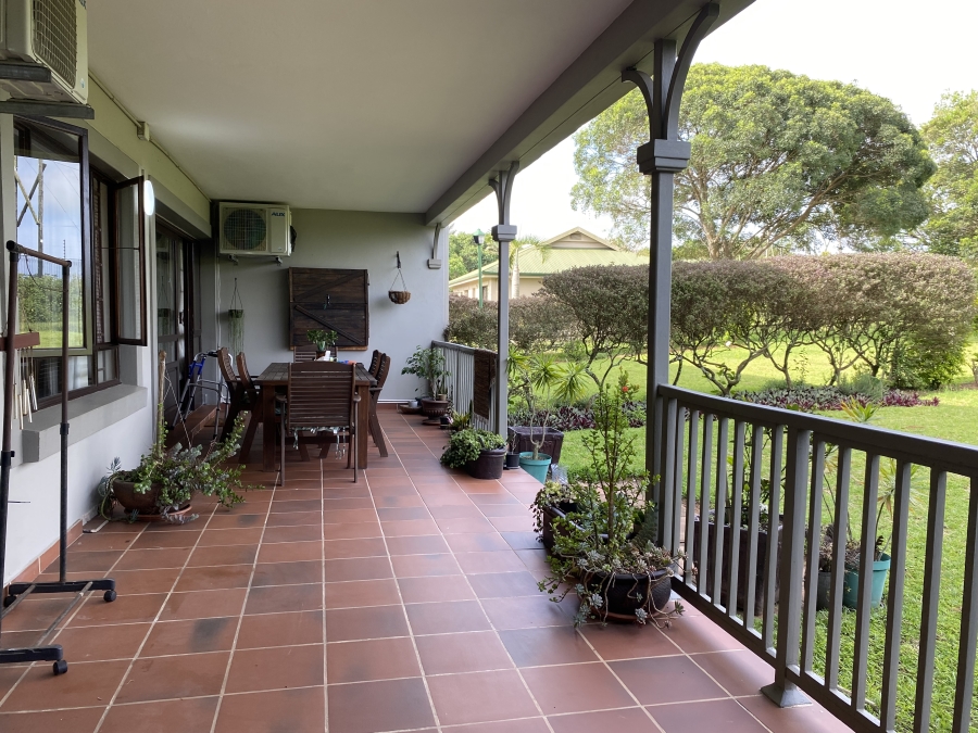 3 Bedroom Property for Sale in Wakenshaw Estate KwaZulu-Natal