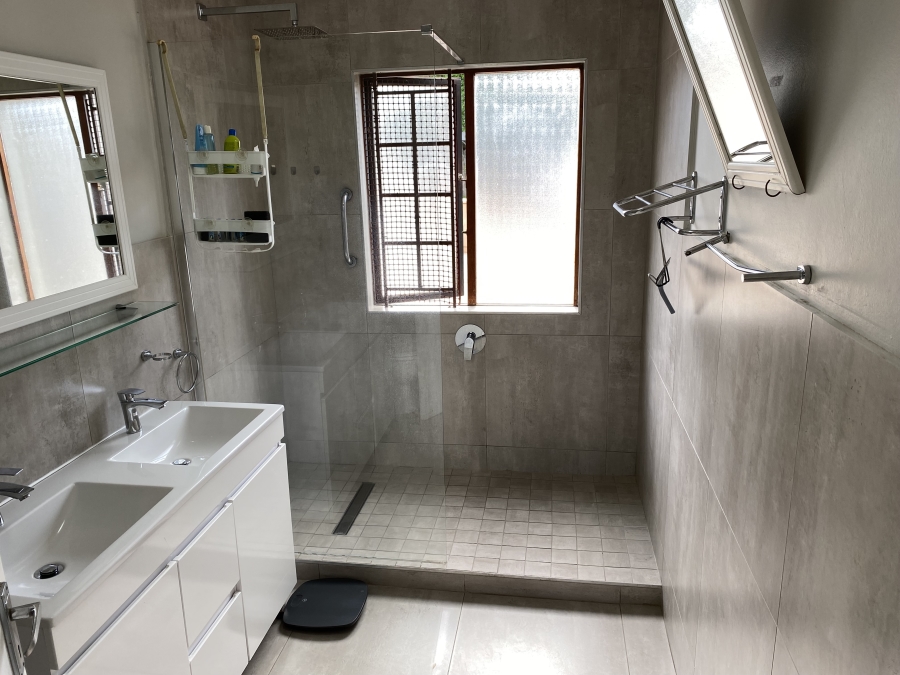 3 Bedroom Property for Sale in Wakenshaw Estate KwaZulu-Natal