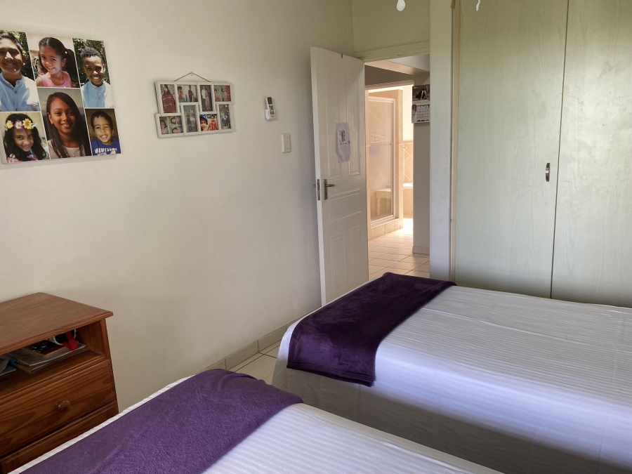 3 Bedroom Property for Sale in Wakenshaw Estate KwaZulu-Natal