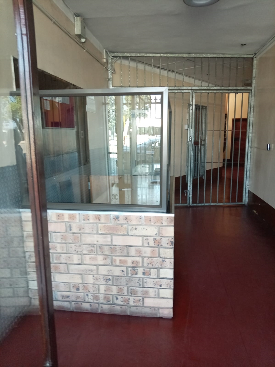 1 Bedroom Property for Sale in Esplanade KwaZulu-Natal