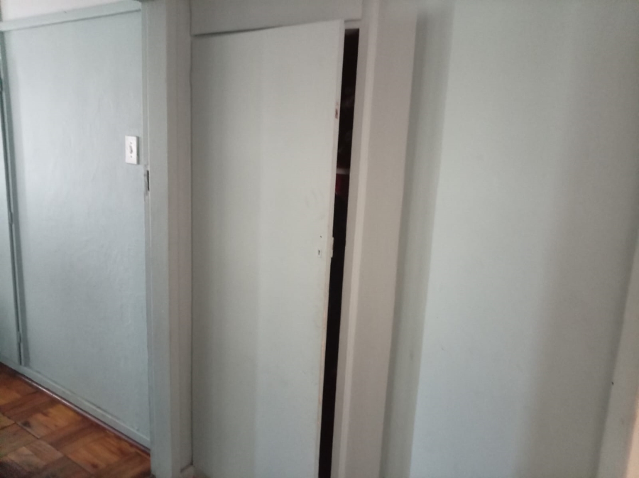 1 Bedroom Property for Sale in Esplanade KwaZulu-Natal