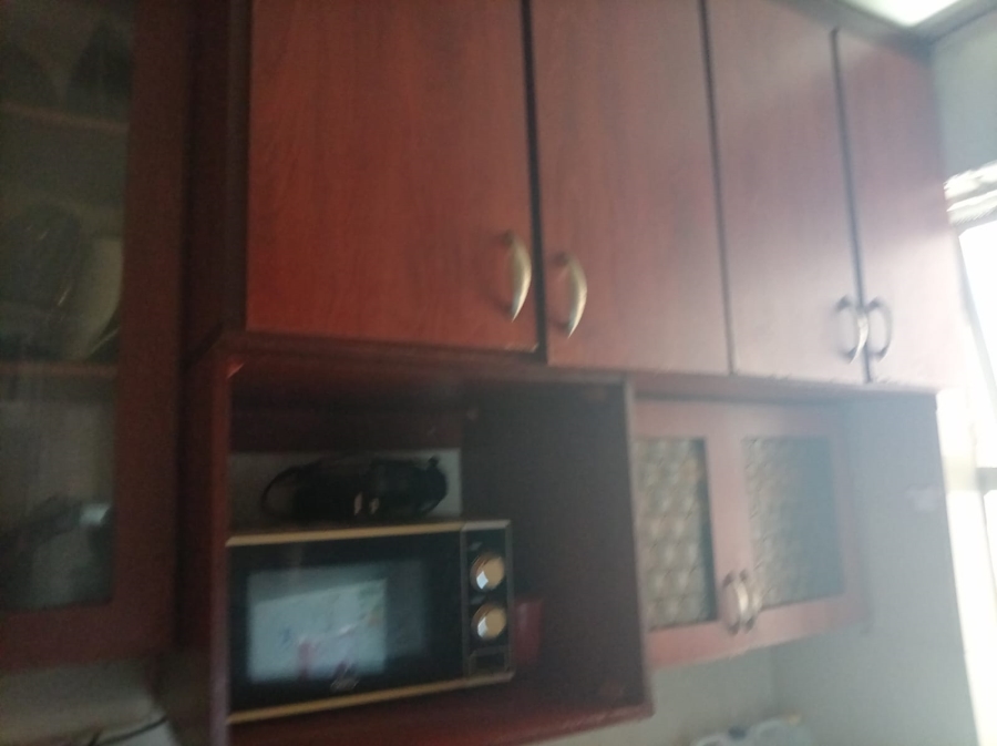 1 Bedroom Property for Sale in Esplanade KwaZulu-Natal