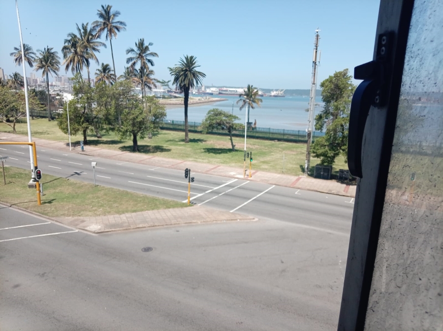 1 Bedroom Property for Sale in Esplanade KwaZulu-Natal