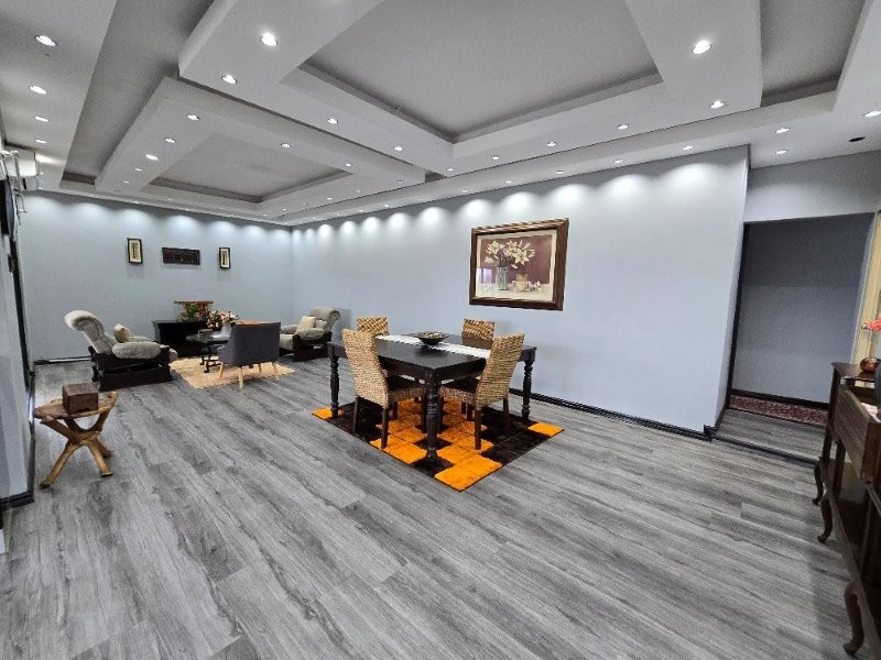 4 Bedroom Property for Sale in Highlands Hills KwaZulu-Natal