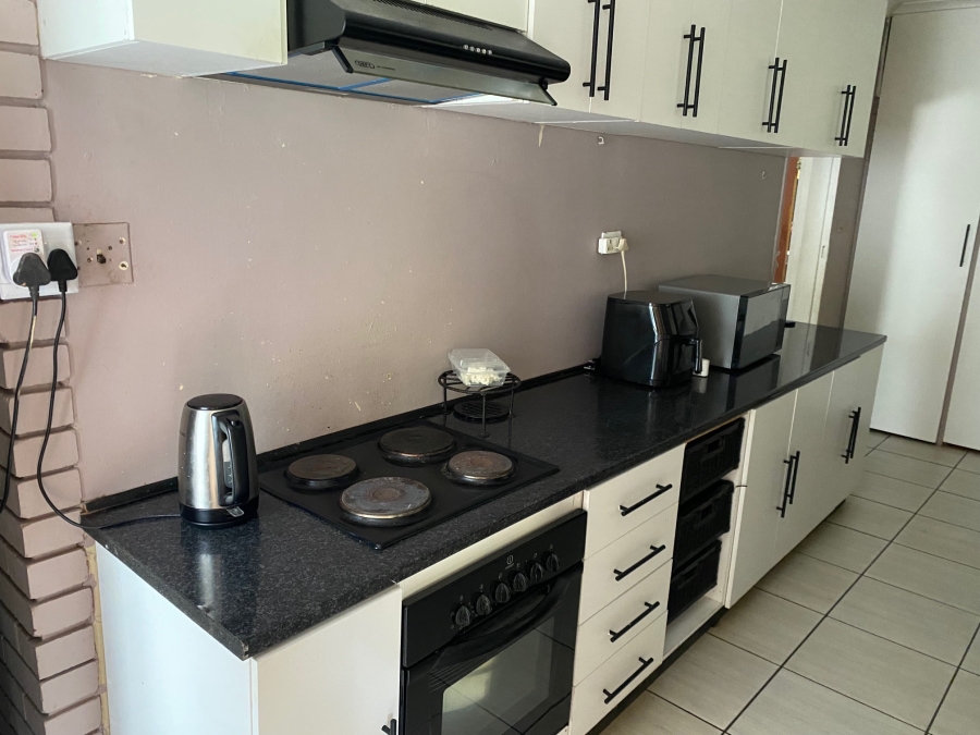 To Let 3 Bedroom Property for Rent in Napierville KwaZulu-Natal
