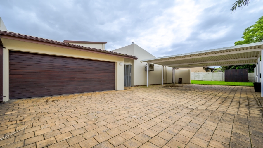 4 Bedroom Property for Sale in Zinkwazi Beach KwaZulu-Natal