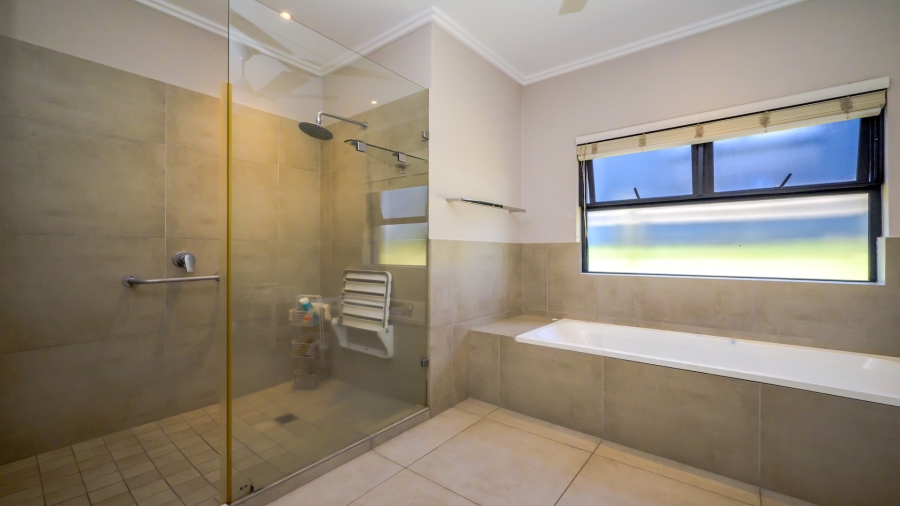 3 Bedroom Property for Sale in Palm Lakes Estate KwaZulu-Natal