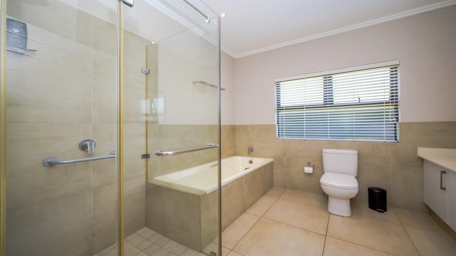 3 Bedroom Property for Sale in Palm Lakes Estate KwaZulu-Natal