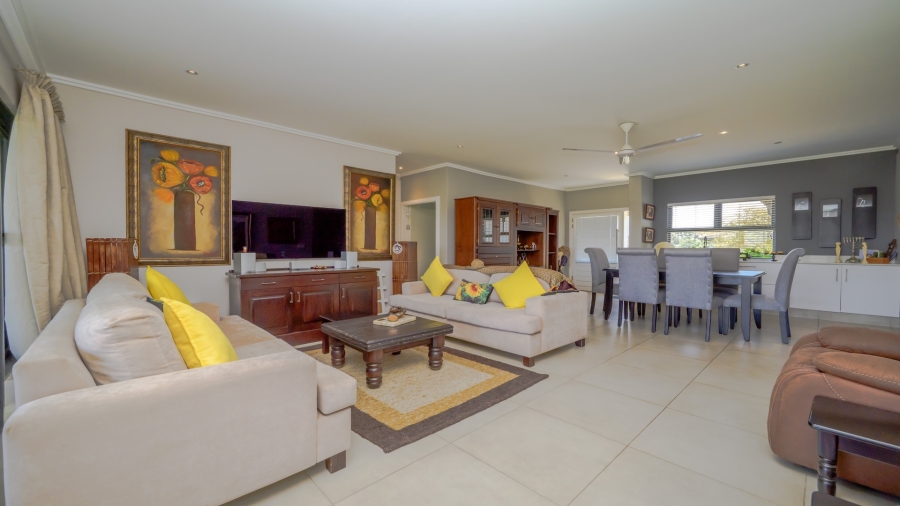 3 Bedroom Property for Sale in Palm Lakes Estate KwaZulu-Natal