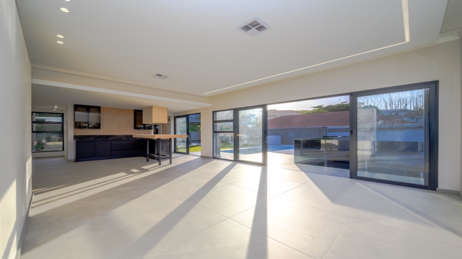 5 Bedroom Property for Sale in Ballito Central KwaZulu-Natal