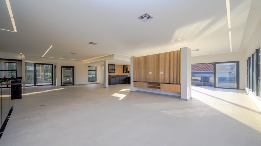 5 Bedroom Property for Sale in Ballito Central KwaZulu-Natal