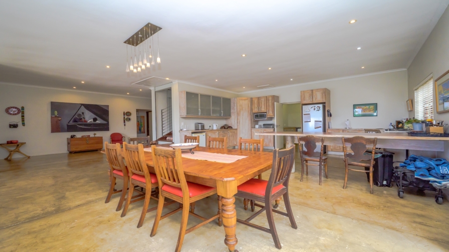 5 Bedroom Property for Sale in Zinkwazi Beach KwaZulu-Natal